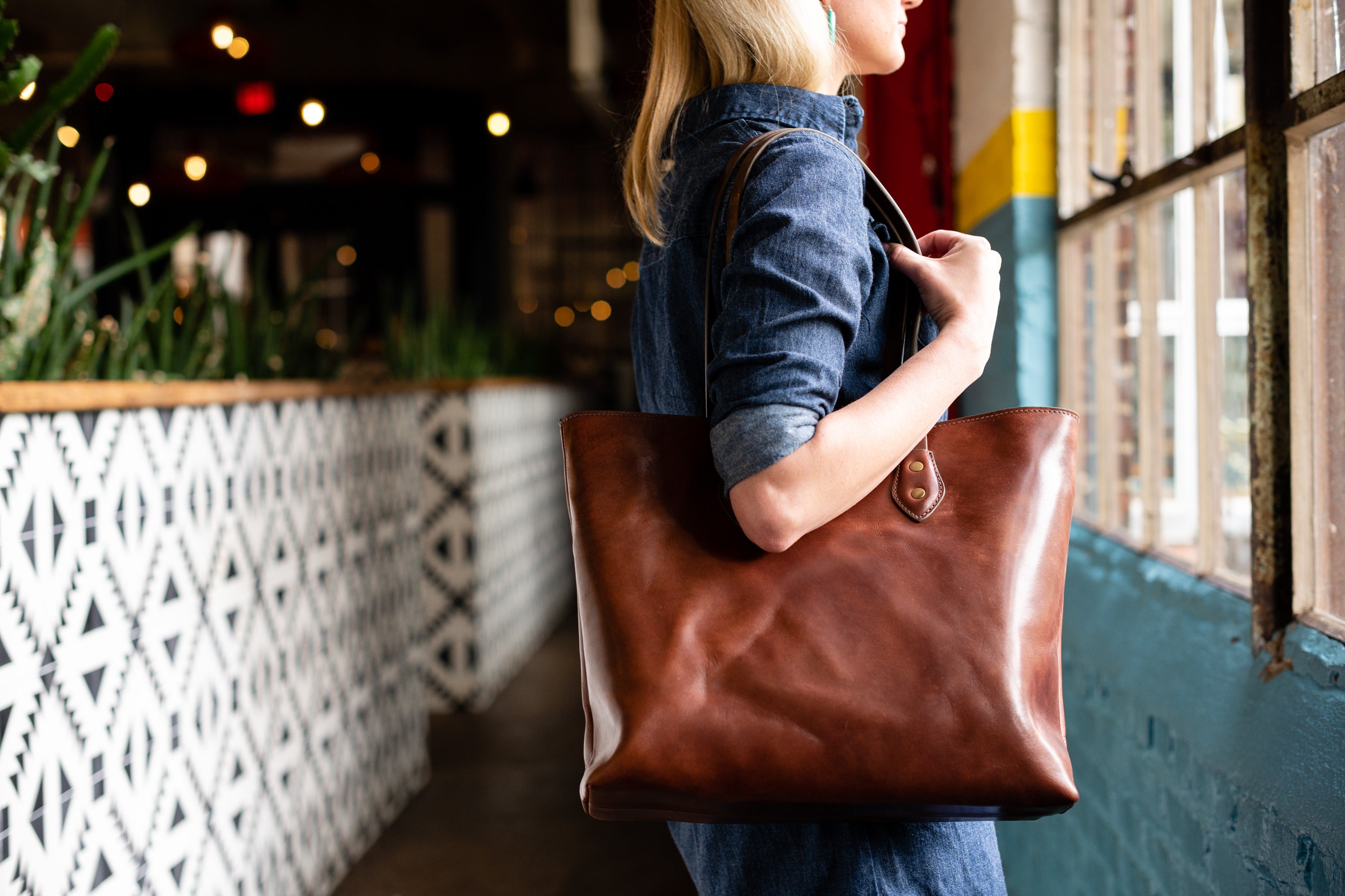 Full grain leather online tote